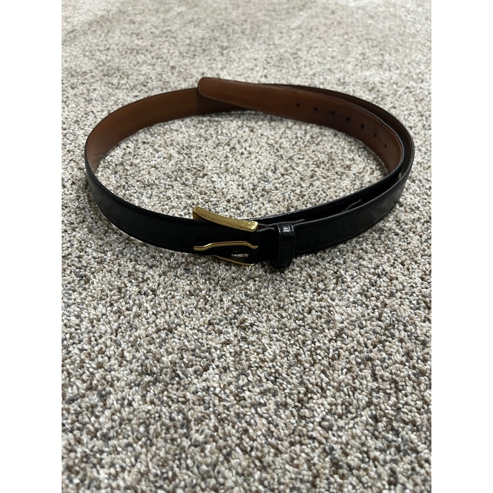Trafalgar Mens Black Cortina Leather Belt Gold Buckle Size 42 Handcrafted USA